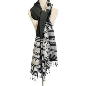 Versatile Scarf/Shawl/Wrap/Throw